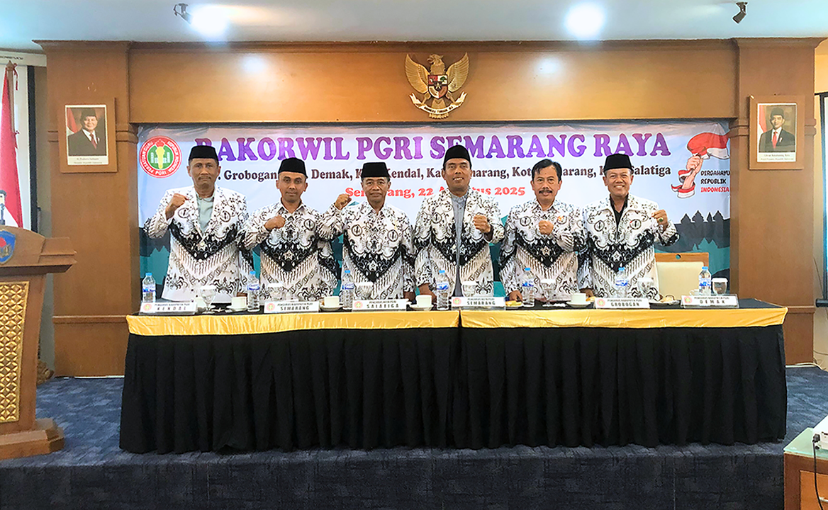 (Rakorwil) Rapat Koordinasi Wilayah PGRI (Persatuan Guru Republik Indonesia) Semarang Raya